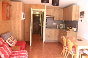 Portes Du Soleil PSB196 TELECABINE & MOUNTAIN 4 Per Chatel